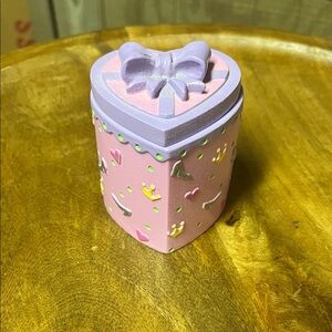 Claire’s Heart-Shaped Pink Trinket Box with Bow